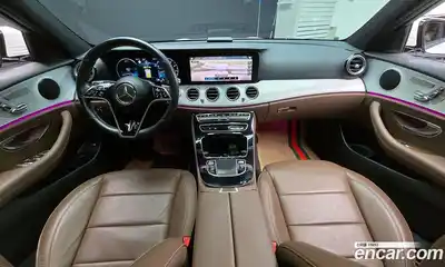 Mercedes-Benz E-Class 2021 2.0 гидро в Москве, миниатюра 7