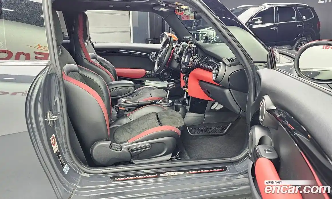 Mini Cooper 2015 2.0 гидро в Москве № 156248, фото 11