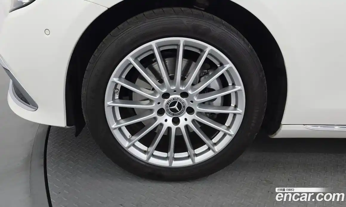 Mercedes-Benz E-Class 2021 2.0 гидро в Москве, фото 5