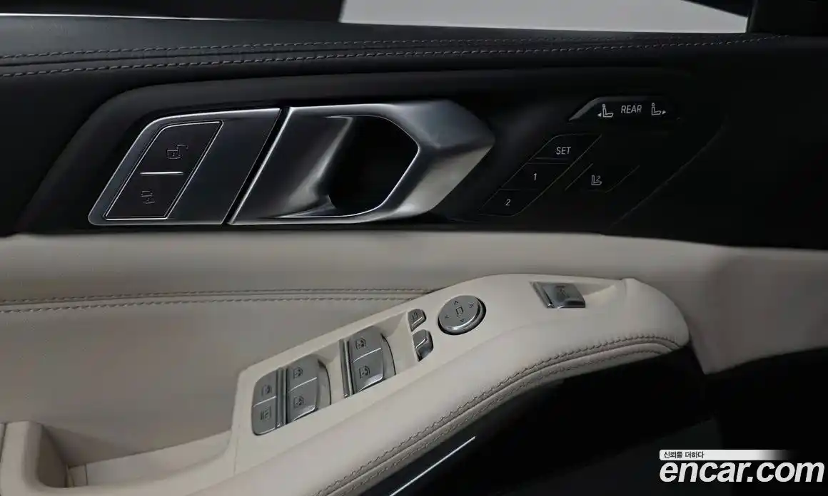 BMW X7 2020 3.0 гидро в Москве № 159000, фото 17