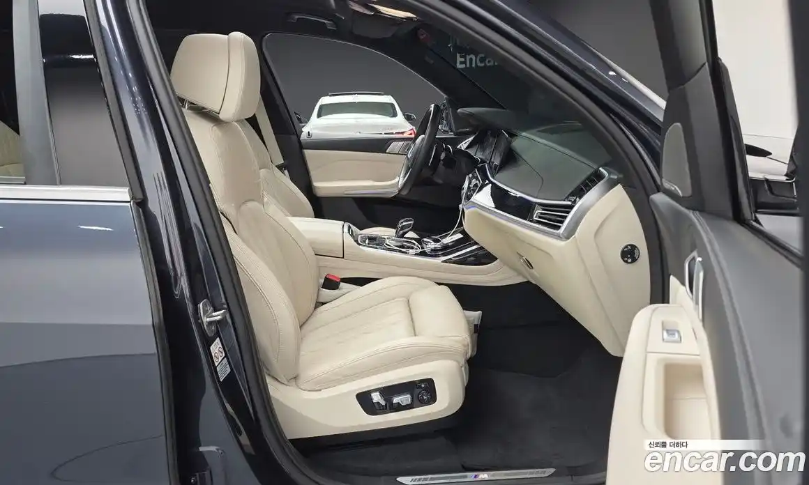 BMW X7 2020 3.0 гидро в Москве № 159000, фото 10
