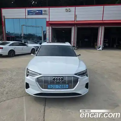Audi e-tron, 2021