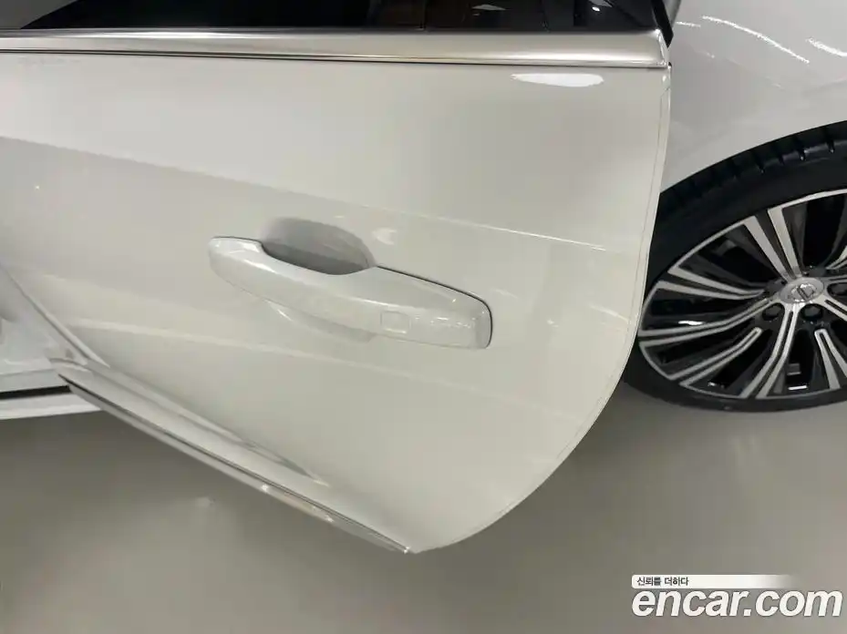 Volvo S90 2024 2.0 гидро в Москве № 164722, фото 17