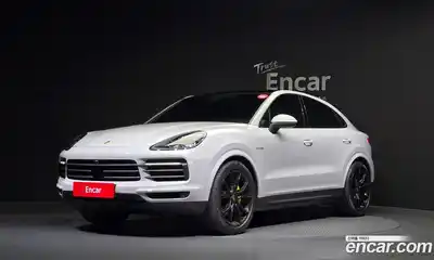 Porsche Cayenne, 2023