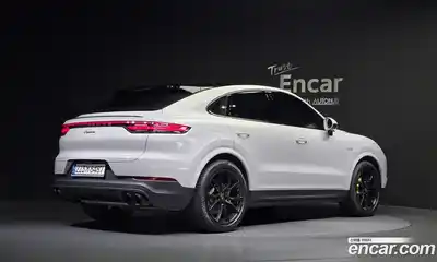 Porsche Cayenne 2023 3.0 гидро в Москве № 165083, миниатюра 2