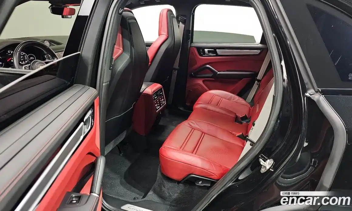 Porsche Cayenne 2023 3.0 гидро в Москве № 165148, фото 16
