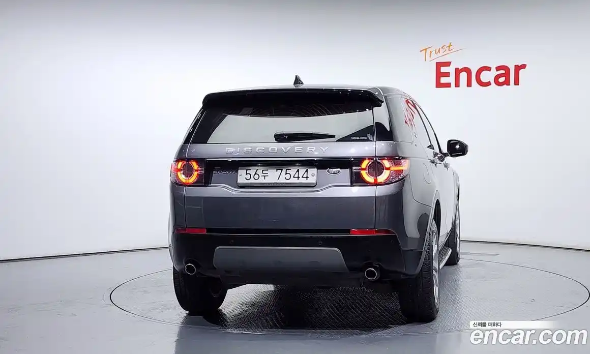 Land Rover Discovery Sport 2019 2.0 гидро в Москве № 166376, фото 4