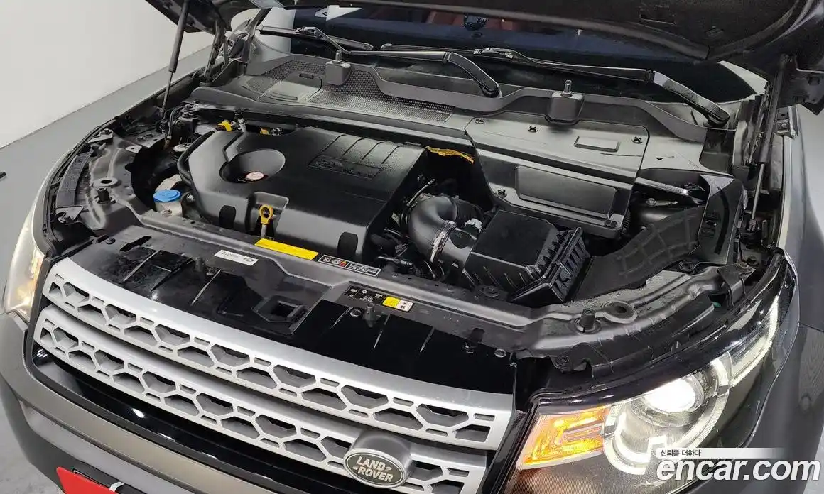 Land Rover Discovery Sport 2015 2.0 гидро в Москве № 166619, фото 6