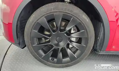 Tesla Model Y 2024 0.2 гидро в Москве № 167584, миниатюра 5