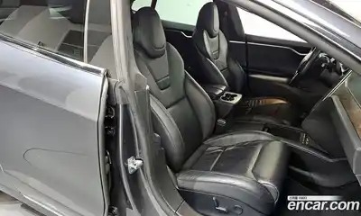 Tesla Model S 2017 0.3 гидро в Москве № 167785, миниатюра 11