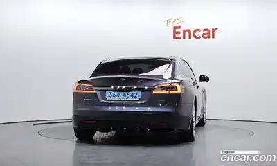 Tesla Model S 2017 0.3 гидро в Москве № 167785, миниатюра 4