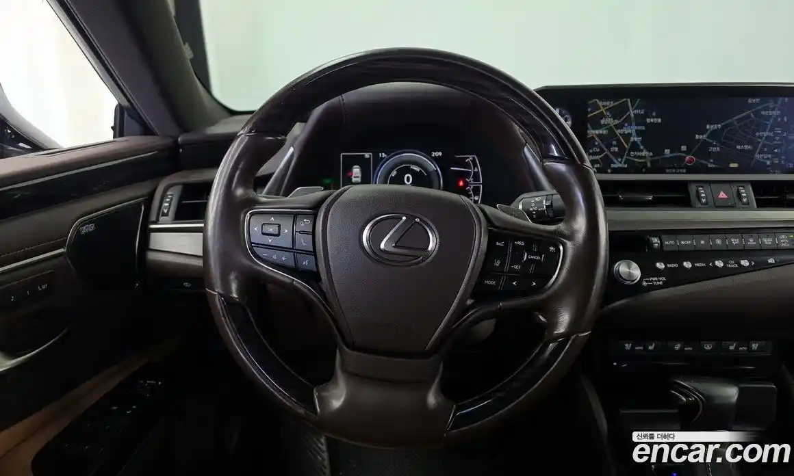 Lexus ES 2021 2.5 гидро в Москве № 168196, фото 13