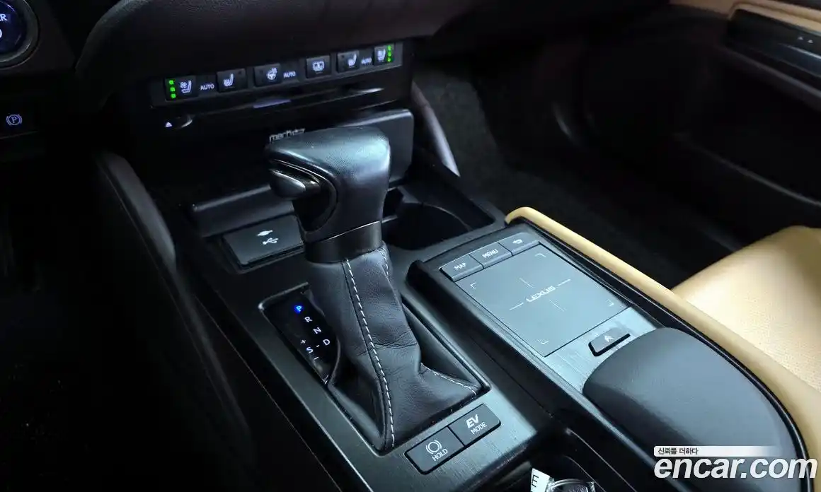 Lexus ES 2021 2.5 гидро в Москве № 168196, фото 9