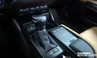 Lexus ES 2021 2.5 гидро в Москве № 168196, миниатюра 9