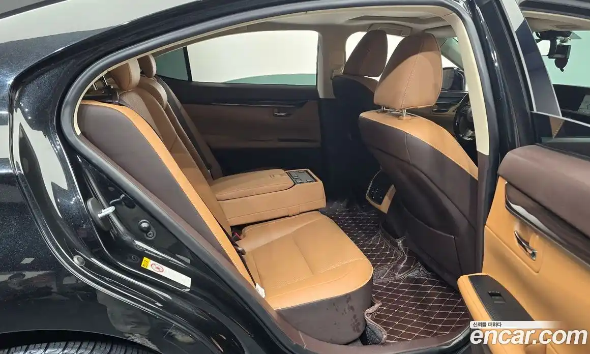 Lexus ES 2016 2.5 гидро в Москве № 168276, фото 12