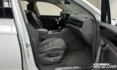 Volkswagen Touareg 2022 3.0 гидро в Москве № 168846, миниатюра 10