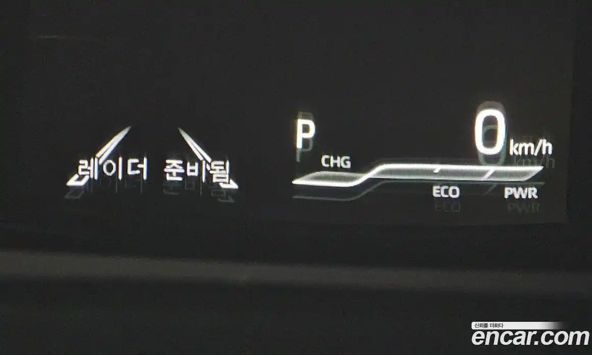 Toyota Sienna 2023 2.5 гидро в Москве № 170139, фото 17