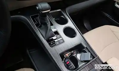 Toyota Sienna 2023 2.5 гидро в Москве № 170139, миниатюра 9