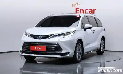 Toyota Sienna, 2023