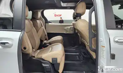 Toyota Sienna 2023 2.5 гидро в Москве № 170143, миниатюра 12