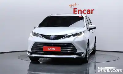 Toyota Sienna 2023 2.5 гидро в Москве № 170143, миниатюра 3