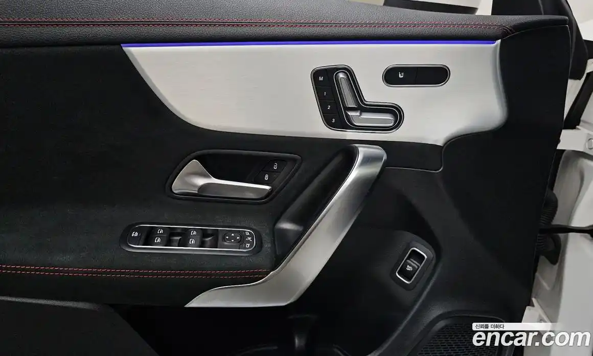 Mercedes-Benz CLA-Class 2022 2.0 гидро в Москве № 174220, фото 16
