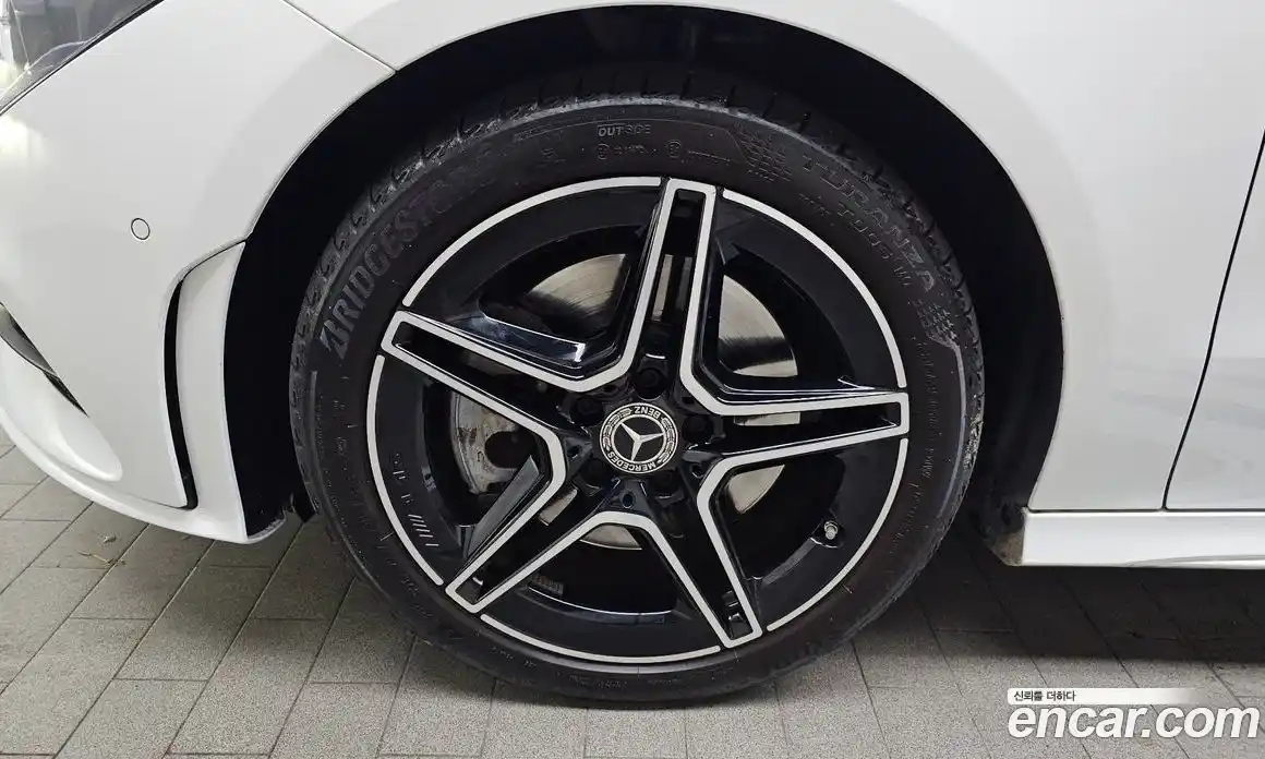 Mercedes-Benz CLA-Class 2022 2.0 гидро в Москве № 174220, фото 5
