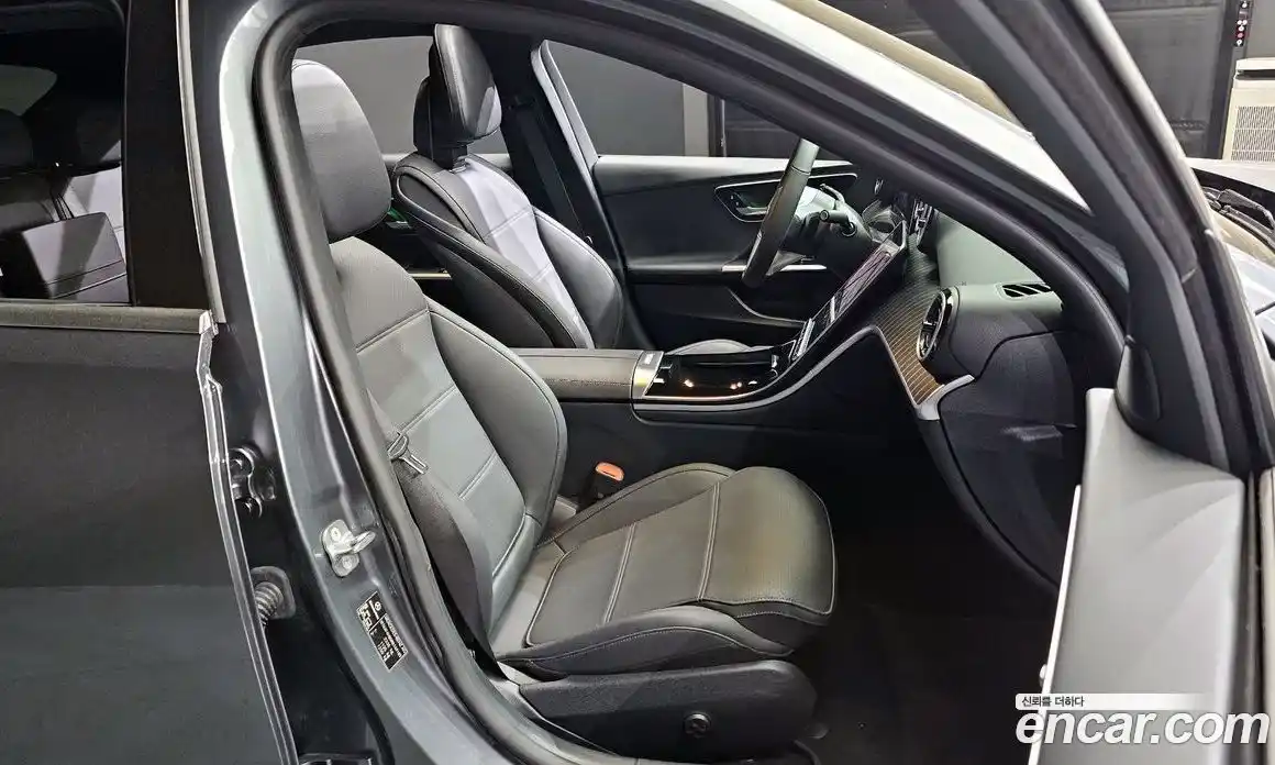 Mercedes-Benz C-Class 2023 2.0 гидро в Москве № 177377, фото 12
