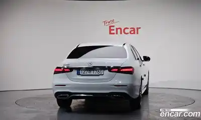 Mercedes-Benz E-Class 2023 2.0 гидро, миниатюра 4