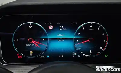 Mercedes-Benz E-Class 2023 2.0 гидро, миниатюра 8