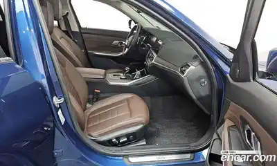 BMW 3-Series 2021 2.0 гидро в Москве № 189065, миниатюра 11
