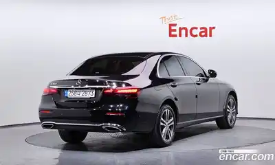Mercedes-Benz E-Class 2021 2.0 гидро, миниатюра 2