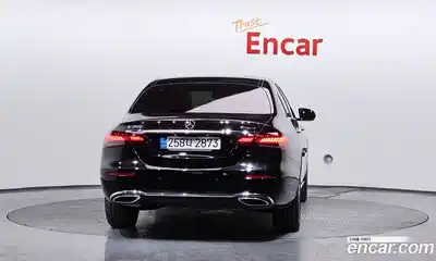 Mercedes-Benz E-Class 2021 2.0 гидро, миниатюра 4