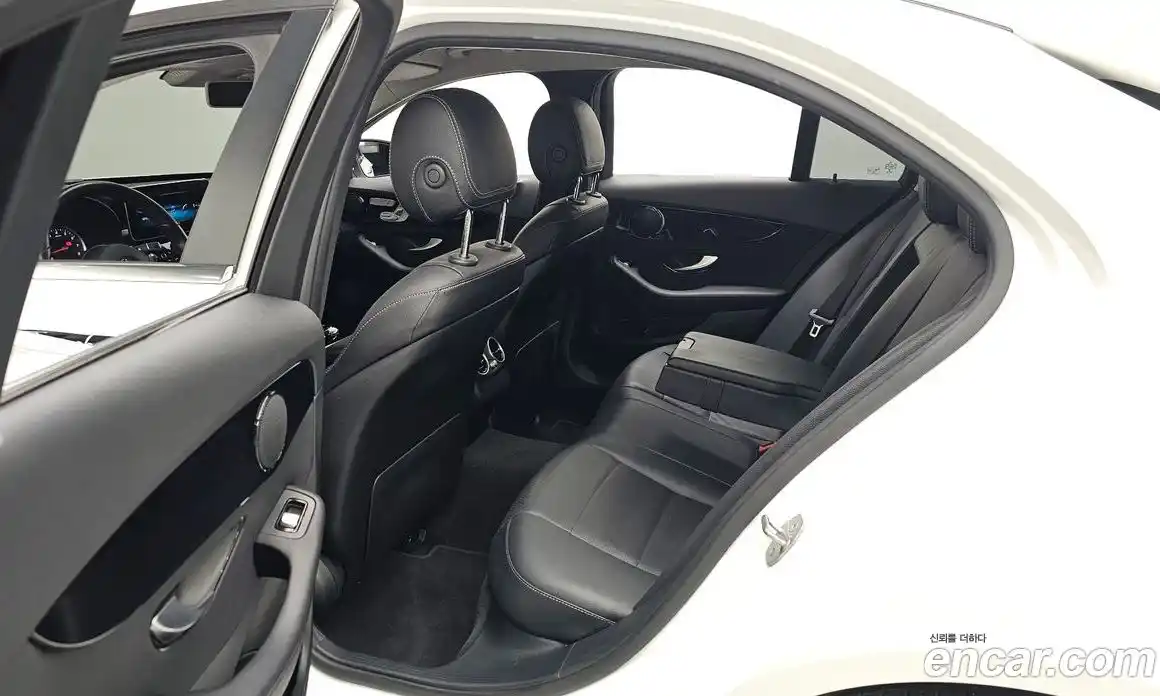 Mercedes-Benz C-Class 2019 2.0 гидро в Москве № 194104, фото 11
