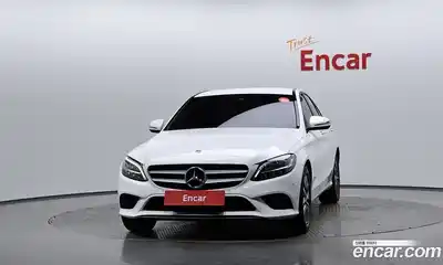 Mercedes-Benz C-Class 2019 2.0 гидро в Москве № 194104, миниатюра 3