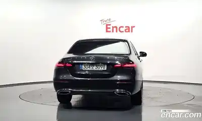 Mercedes-Benz E-Class 2021 2.0 гидро, миниатюра 4