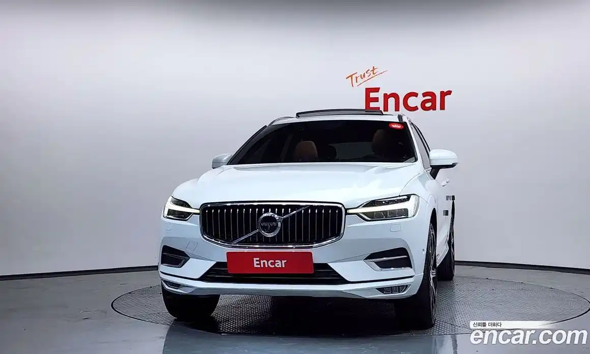 Volvo XC60 2019 2.0 гидро в Москве № 196977, фото 3
