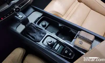 Volvo XC60 2019 2.0 гидро в Москве № 196977, миниатюра 9