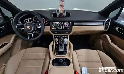 Porsche Cayenne 2023 3.0 гидро в Москве № 197139, миниатюра 7