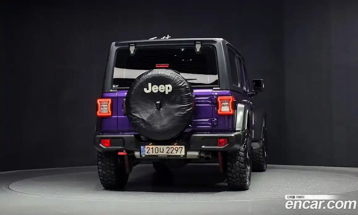 Jeep Wrangler 2023 2.0 гидро в Москве № 199463, фото 4