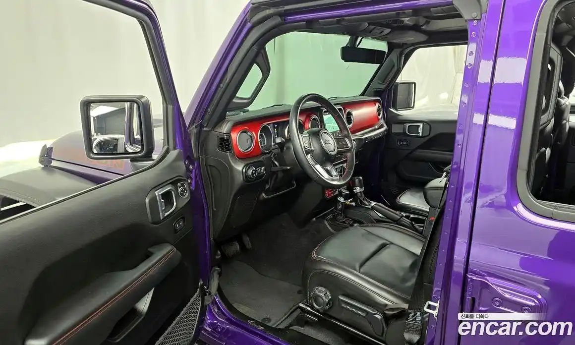 Jeep Wrangler 2023 2.0 гидро в Москве № 199463, фото 10