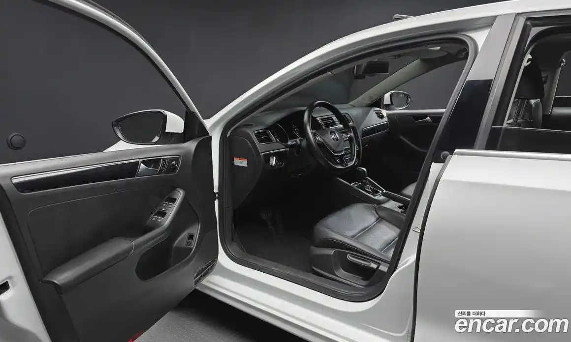 Volkswagen Jetta 2015 2.0 гидро в Москве № 205077, фото 10