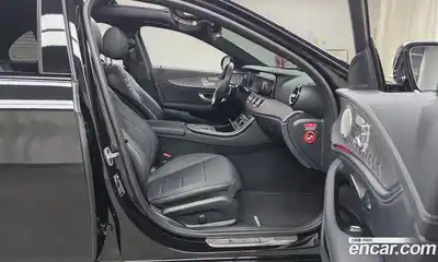 Mercedes-Benz E-Class 2023 2.0 гидро в Москве № 206567, миниатюра 11