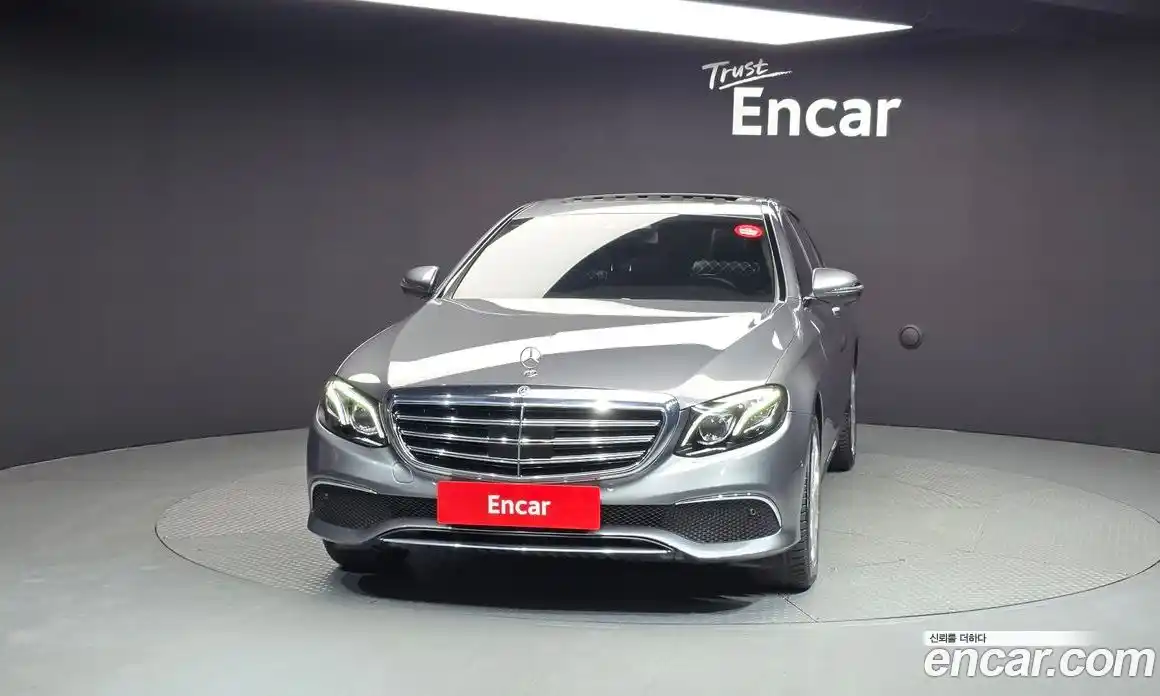 Mercedes-Benz E-Class 2017 1.9 гидро в Москве № 211919, фото 3
