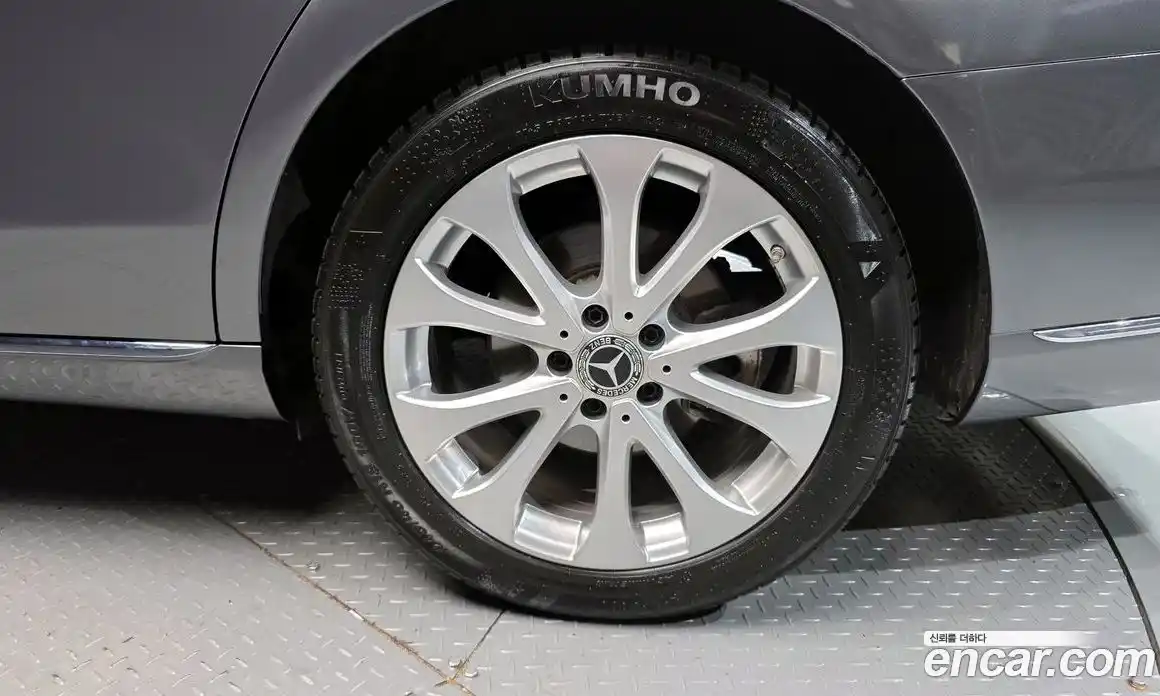 Mercedes-Benz E-Class 2017 1.9 гидро в Москве № 211919, фото 5