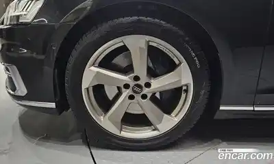 Audi A8 2018 3.0 гидро в Москве № 212314, миниатюра 5