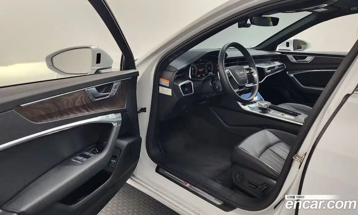 Audi A6 2023 2.0 гидро в Москве, фото 10