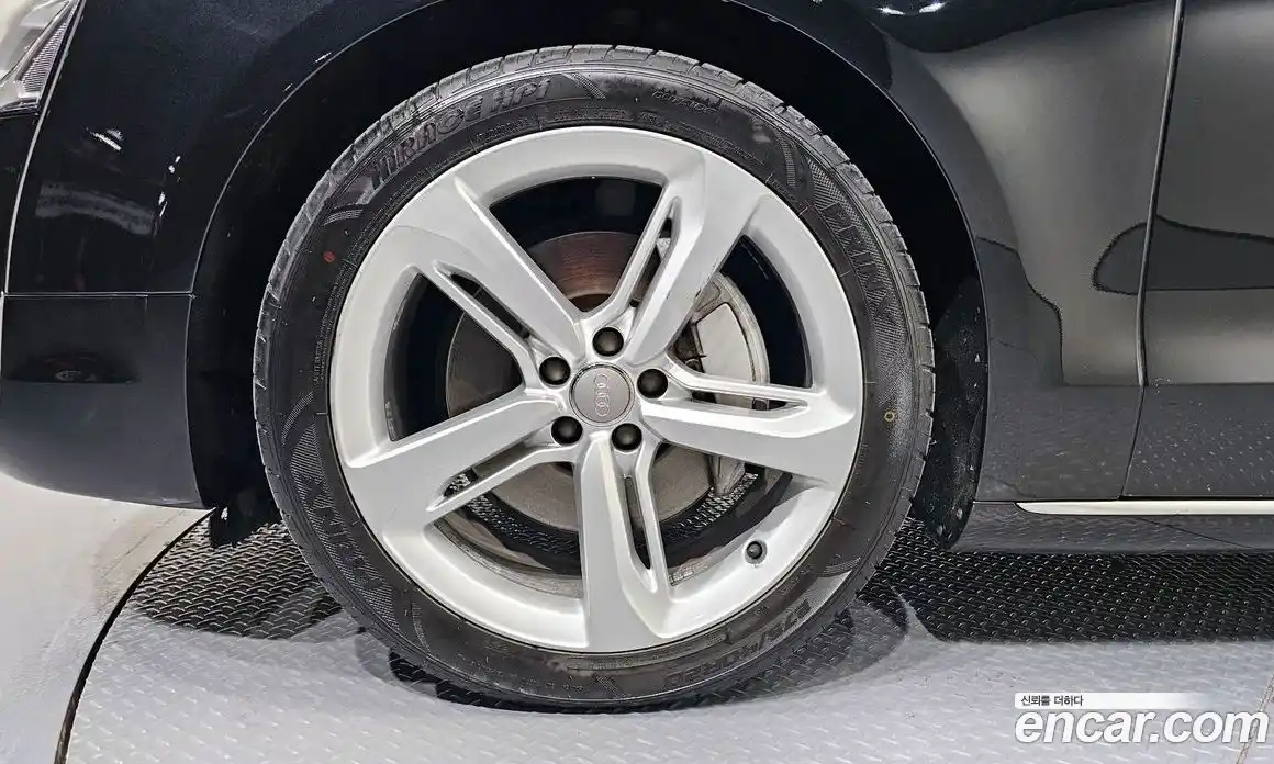 Audi A8 2016 3.0 гидро в Москве № 212693, фото 5