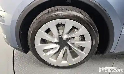 Tesla Model Y 2025 0.2 гидро в Москве № 214468, миниатюра 5