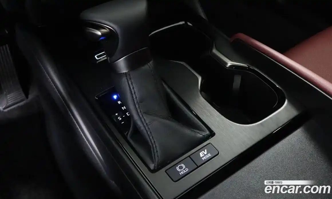 Lexus ES 2025 2.5 вариатор в Москве № 214753, фото 8